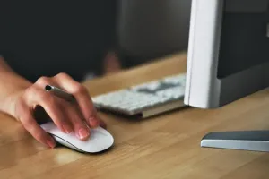 Jak zrezygnować z pracy? Dokumenty i najważniejsze informacje